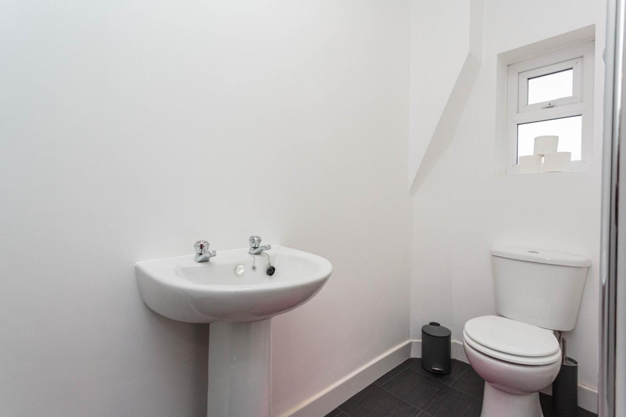 Cherry Property - Berry Apartments ブラックプール 部屋 写真